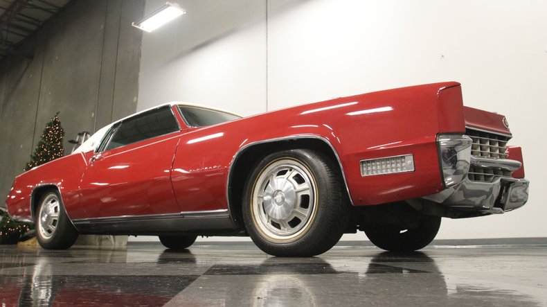 Cadillac-Eldorado-1967-Flamenco-Red-Black-and-White-37