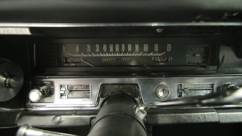 Cadillac-Eldorado-1967-Flamenco-Red-Black-and-White-7