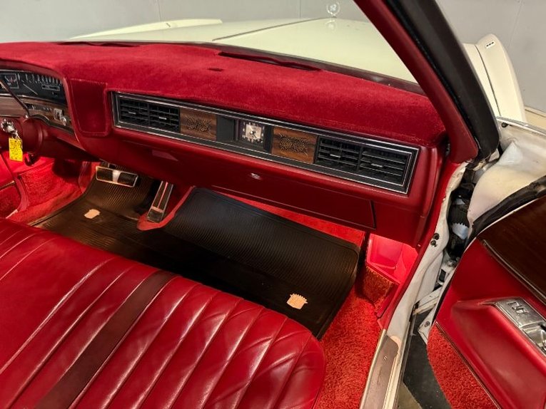 Cadillac-Eldorado-1973-White-Red-15