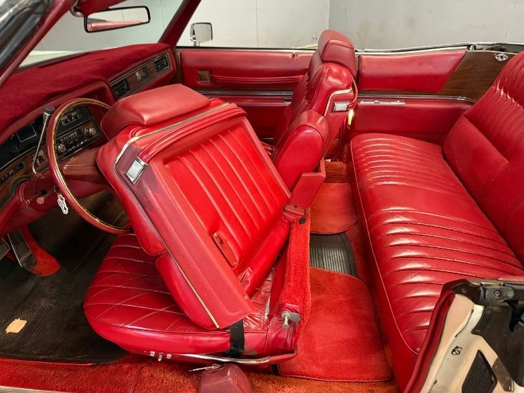 Cadillac-Eldorado-1973-White-Red-3