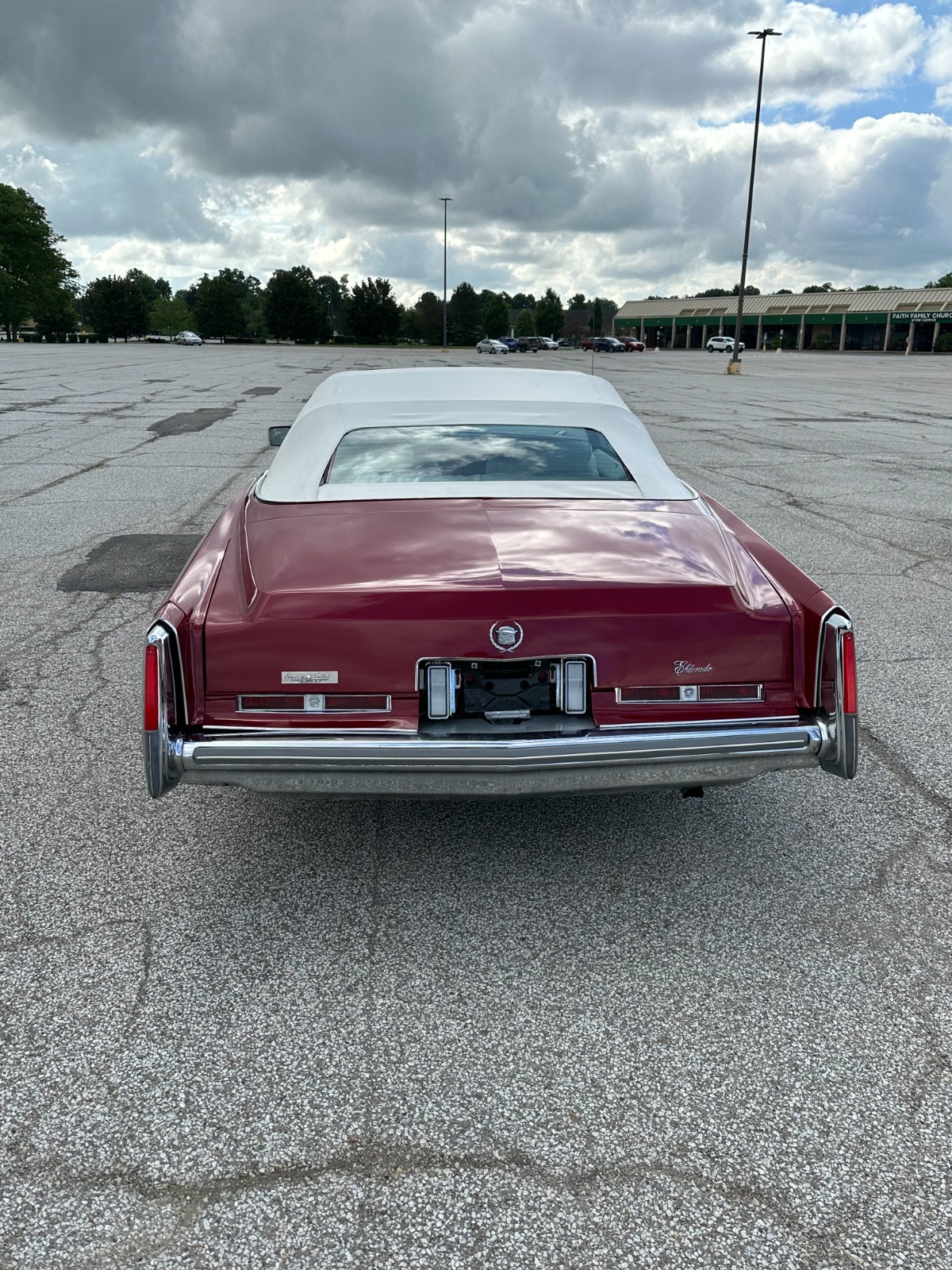 Cadillac-Eldorado-1975-Convertible-2