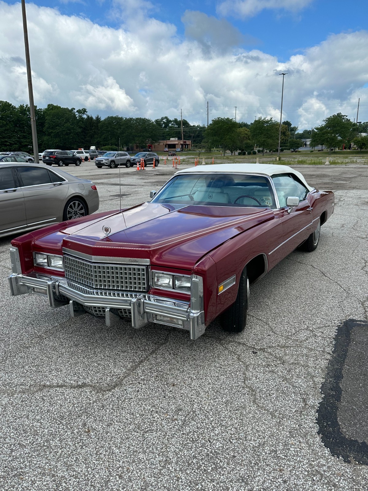 Cadillac-Eldorado-1975-Convertible-3