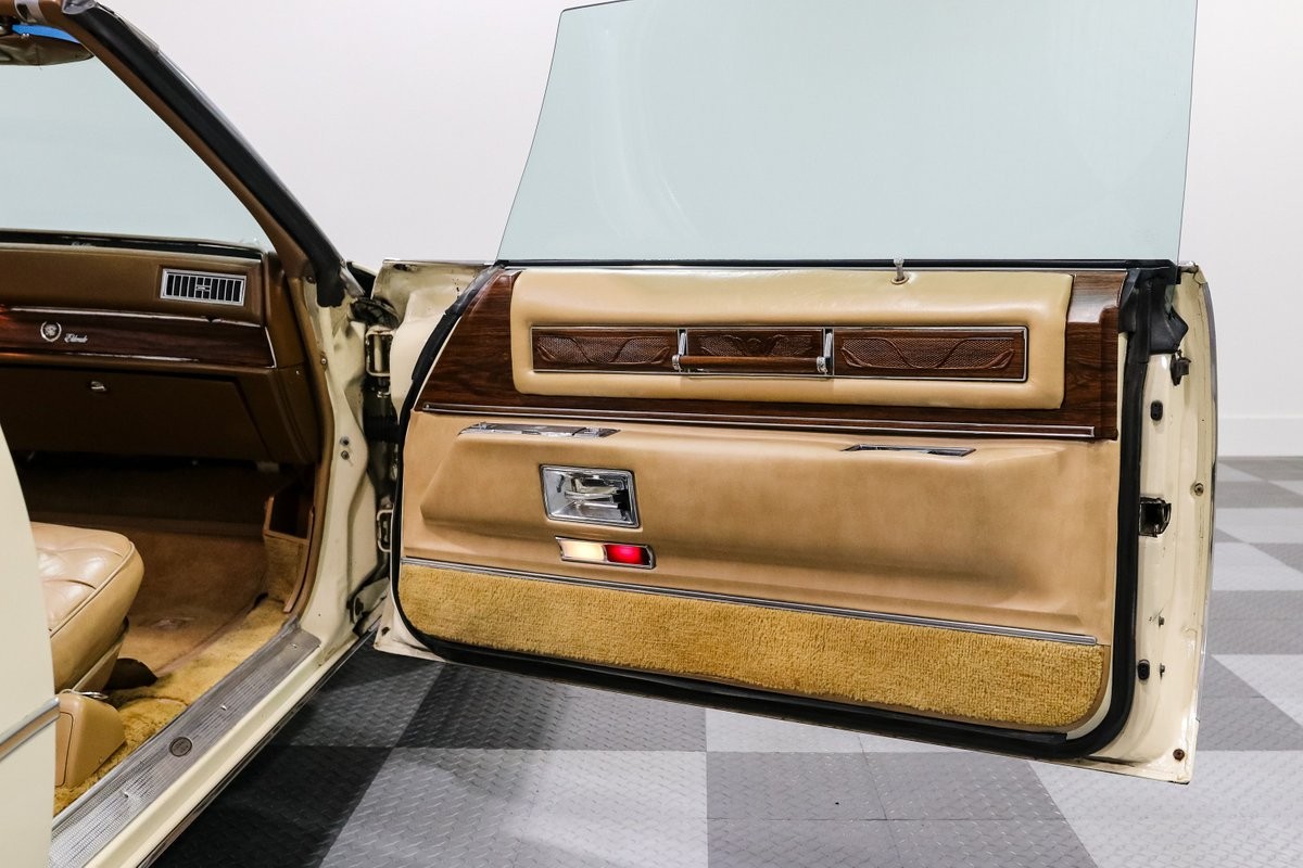 Cadillac-Eldorado-1976-Convertible-23