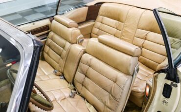 Cadillac-Eldorado-1976-Yellow-Yellow-18