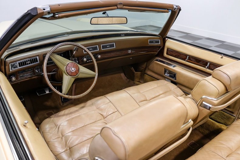 Cadillac-Eldorado-1976-Yellow-Yellow-19