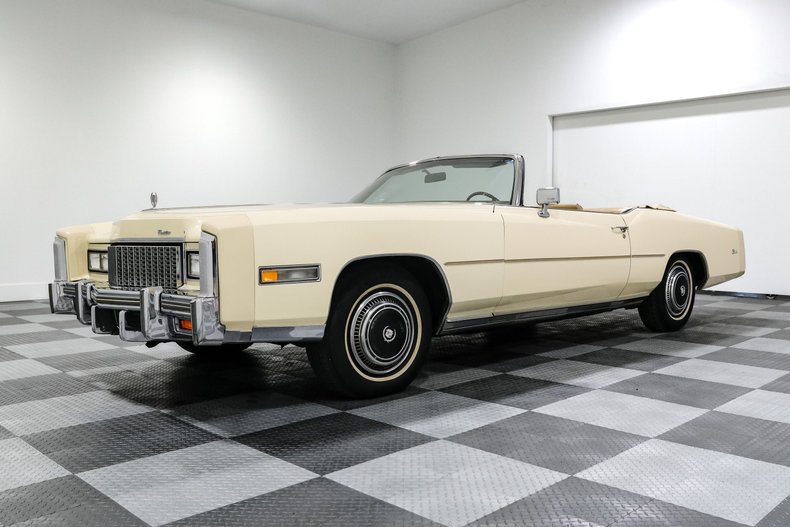 Cadillac-Eldorado-1976-Yellow-Yellow-2