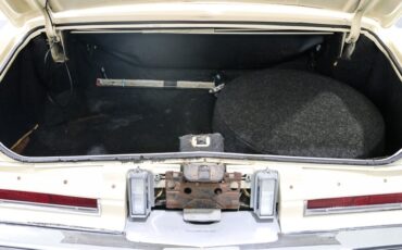 Cadillac-Eldorado-1976-Yellow-Yellow-30