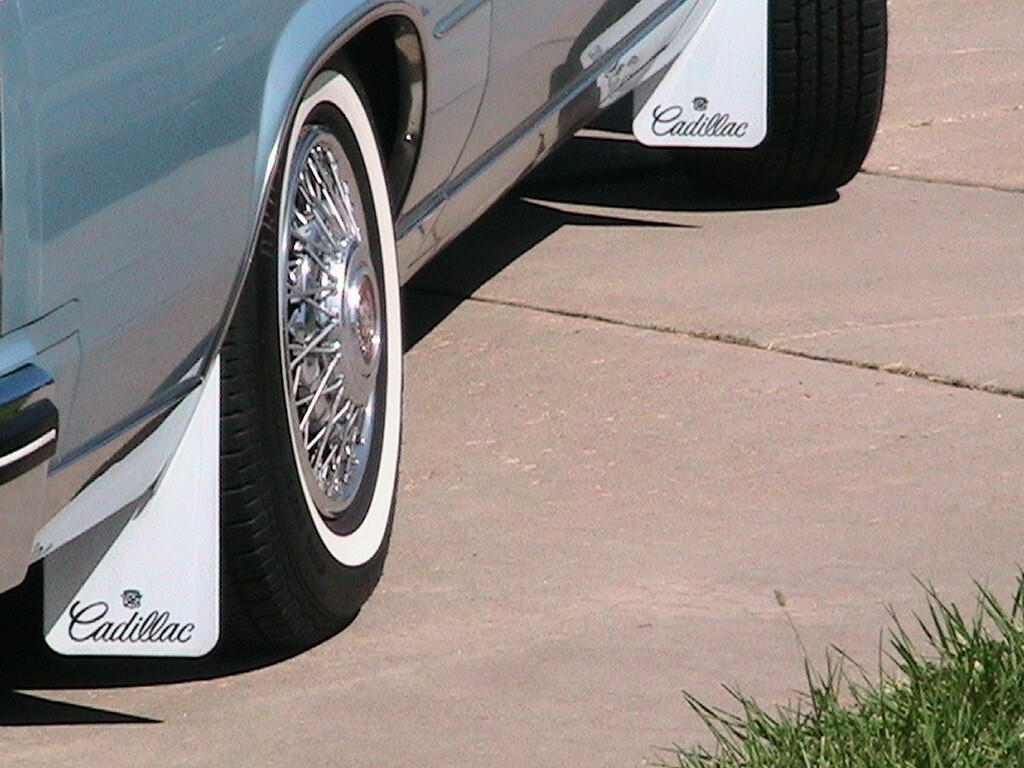 Cadillac-Eldorado-1982-Coupe-2