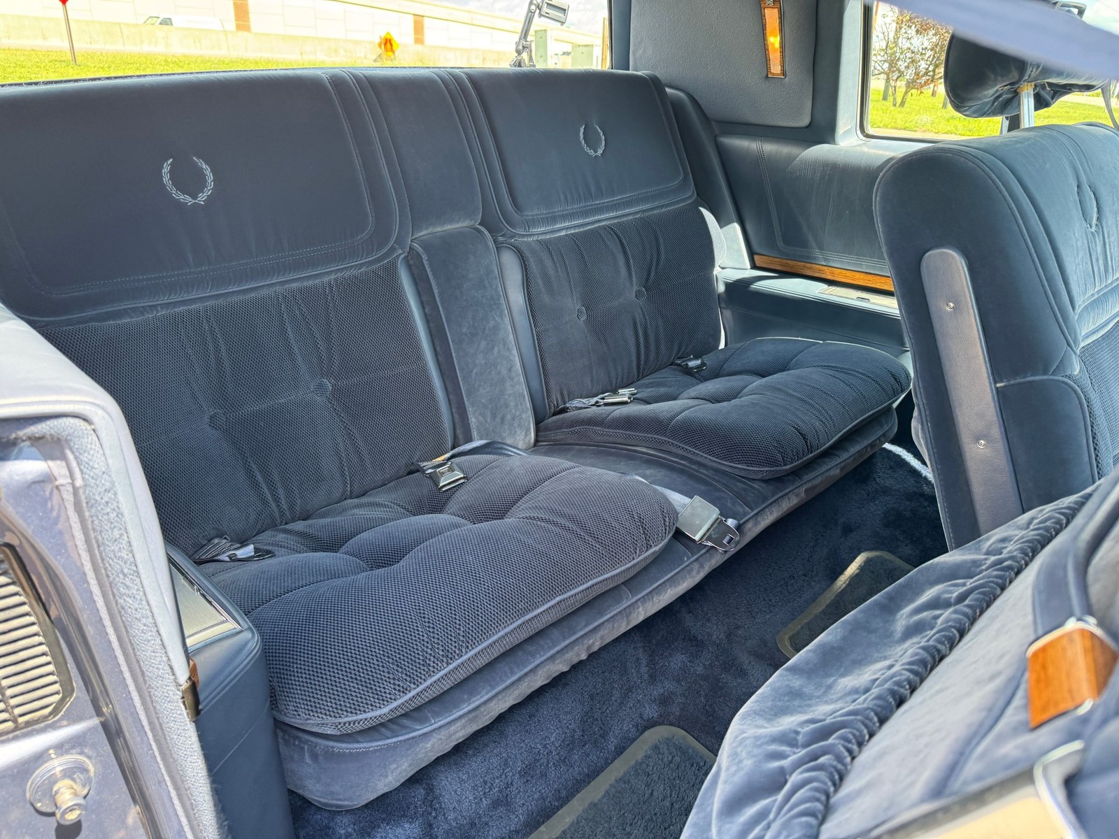 Cadillac-Eldorado-1984-11