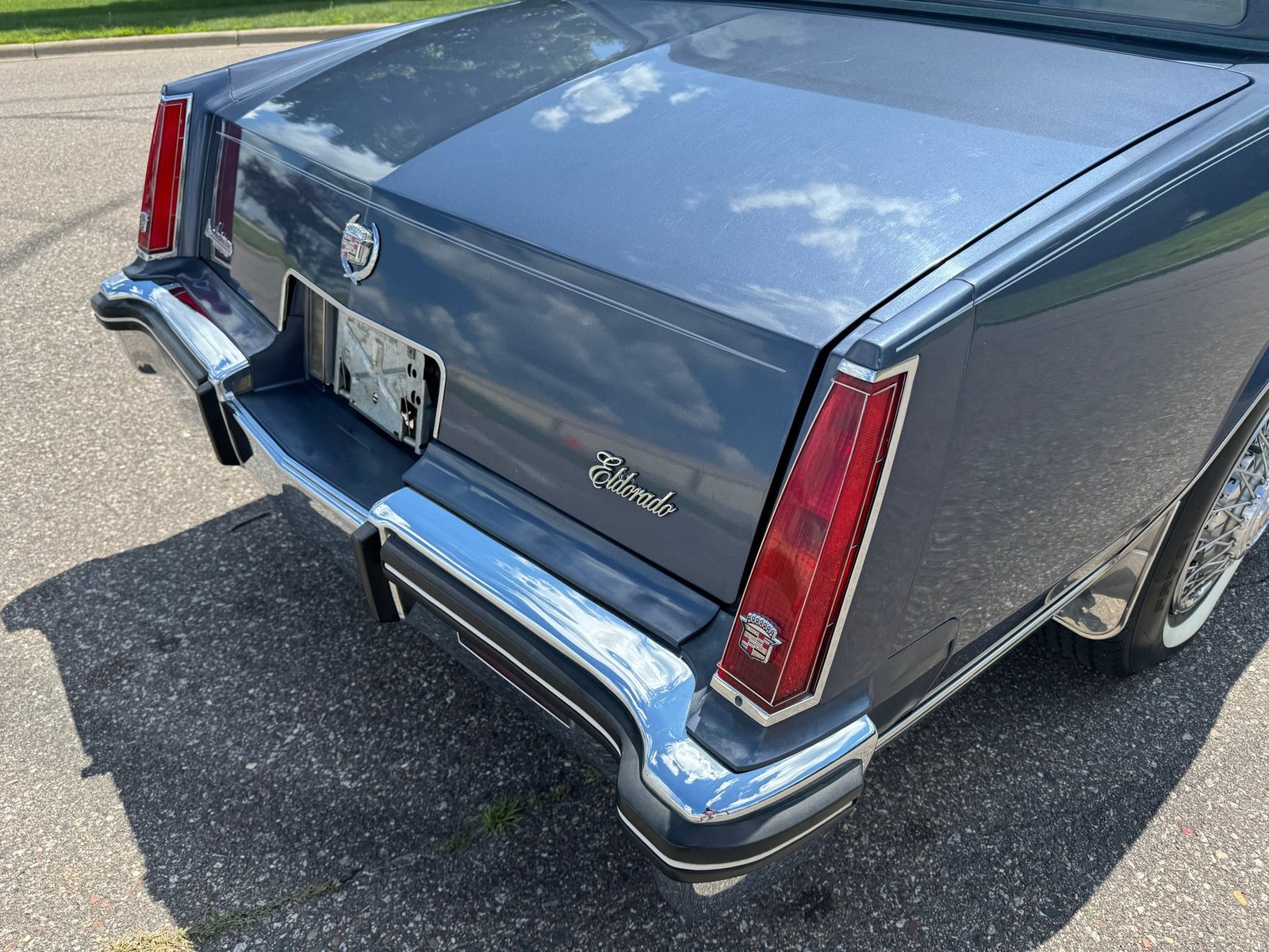 Cadillac-Eldorado-1984-26