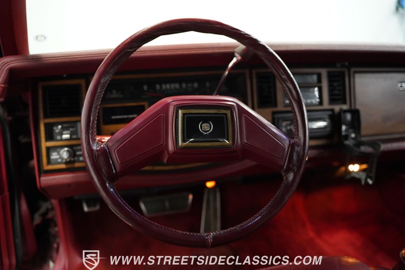 Cadillac-Eldorado-1984-Autumn-Maple-Firemis-Dark-Carmine-Red-37