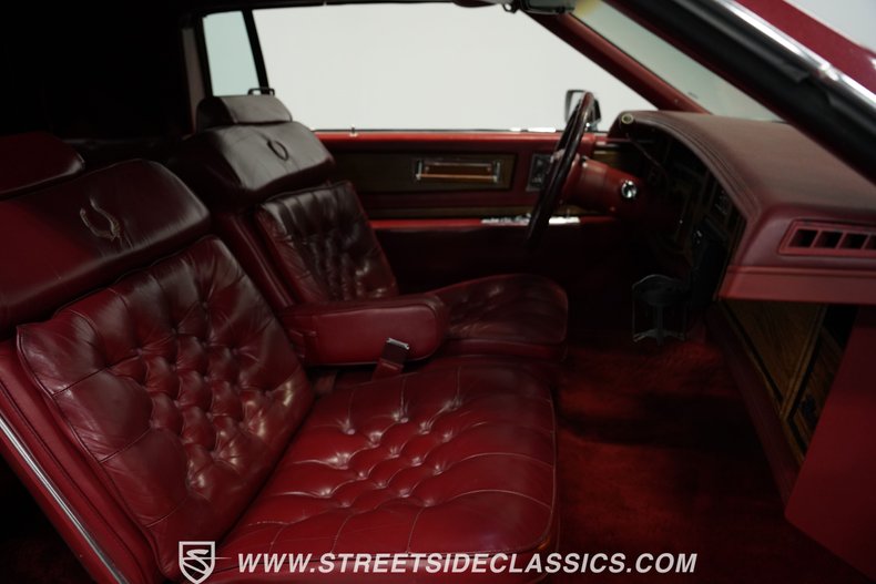 Cadillac-Eldorado-1984-Autumn-Maple-Firemis-Dark-Carmine-Red-47