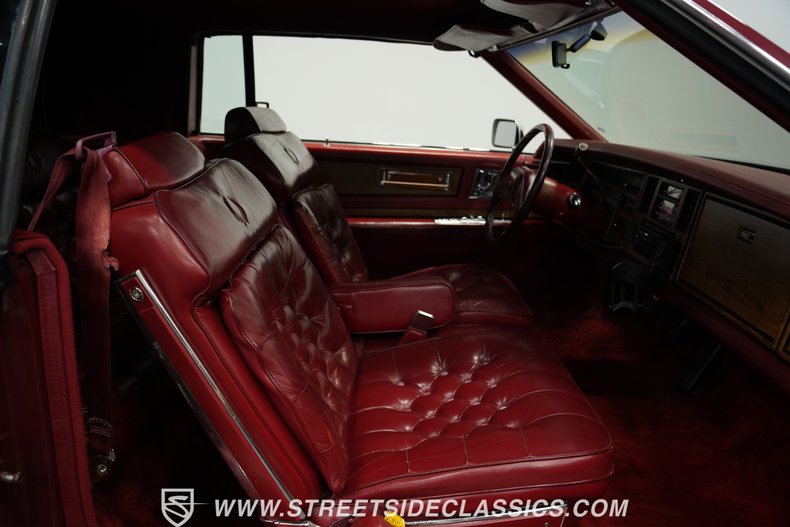 Cadillac-Eldorado-1984-Autumn-Maple-Firemis-Dark-Carmine-Red-48