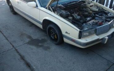 Cadillac-Eldorado-1988-Yellow-1