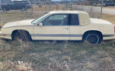 Cadillac-Eldorado-1988-Yellow