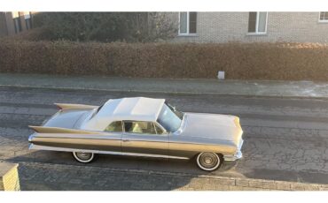 Cadillac-Eldorado-biarritz-1961-Aspen-Gold-Beige-1