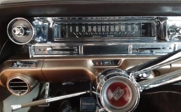 Cadillac-Eldorado-biarritz-1961-Aspen-Gold-Beige-8