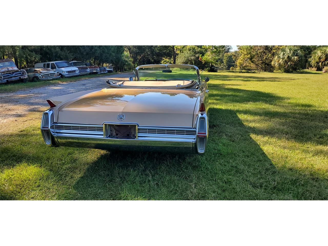 Cadillac-Eldorado-biarritz-1964-Firemist-Saddle-Sandalwood-16