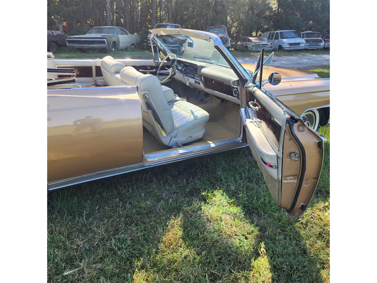 Cadillac-Eldorado-biarritz-1964-Firemist-Saddle-Sandalwood-4