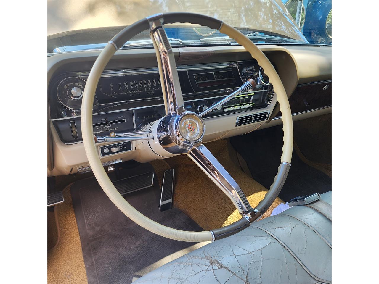 Cadillac-Eldorado-biarritz-1964-Firemist-Saddle-Sandalwood-68