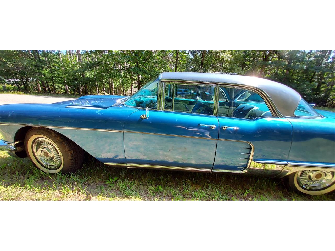 Cadillac-Eldorado-brougham-1957-2