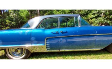 Cadillac-Eldorado-brougham-1957