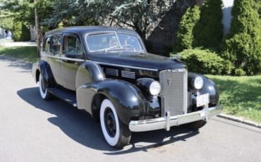 Cadillac-Fleetwood-1938-1
