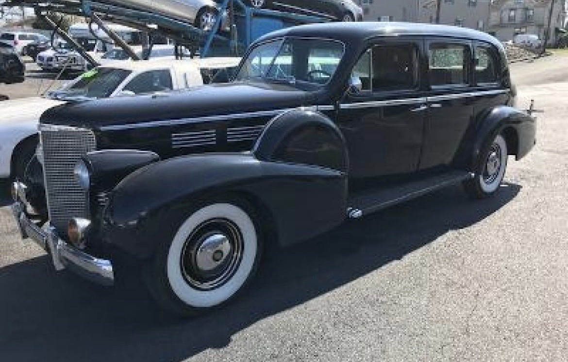 Cadillac-Fleetwood-1938-11