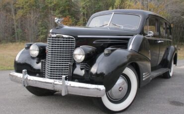 Cadillac-Fleetwood-1938-13