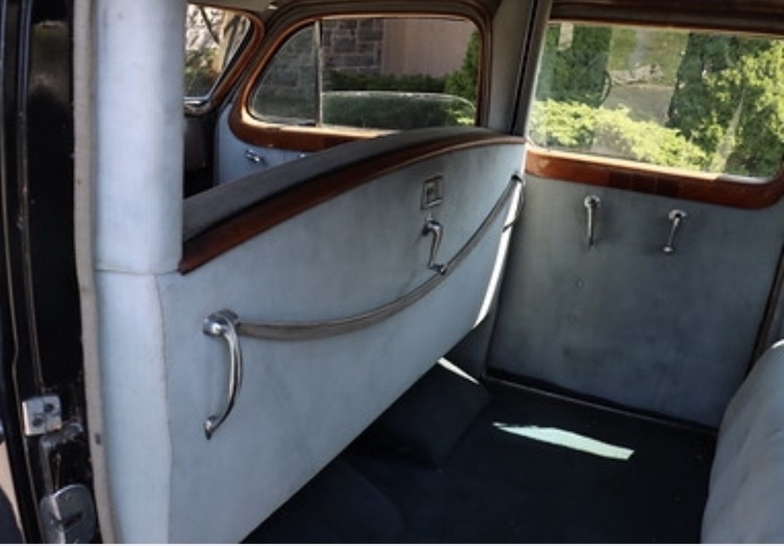 Cadillac-Fleetwood-1938-15