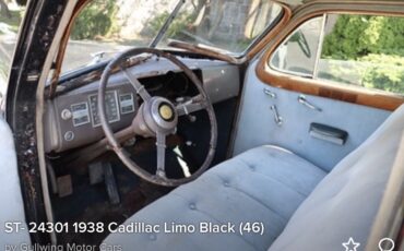 Cadillac-Fleetwood-1938-17