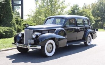 Cadillac-Fleetwood-1938-3