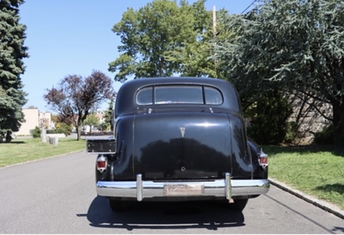 Cadillac-Fleetwood-1938-7