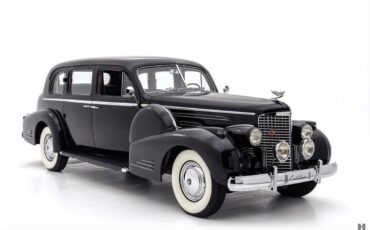 Cadillac-Fleetwood-1938-9