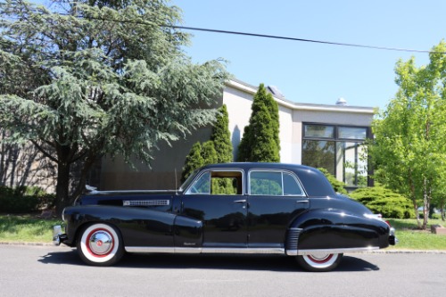 Cadillac-Fleetwood-1941-Black-Tan-3