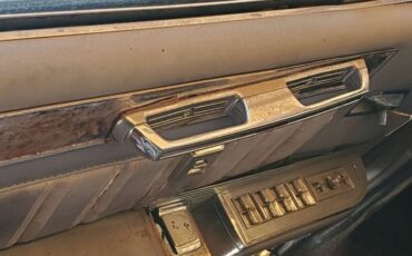Cadillac-Fleetwood-1961-Blue-3