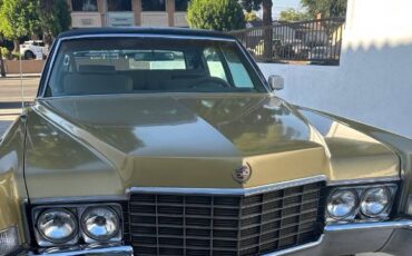 Cadillac-Fleetwood-1969-Custom-8