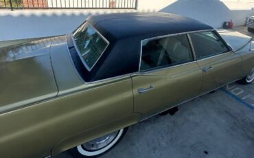 Cadillac-Fleetwood-1969-Gold-5