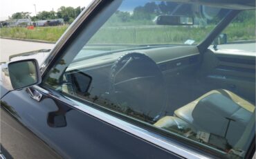 Cadillac-Fleetwood-1970-Black-Saddle-11