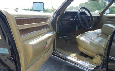 Cadillac-Fleetwood-1970-Black-Saddle-12