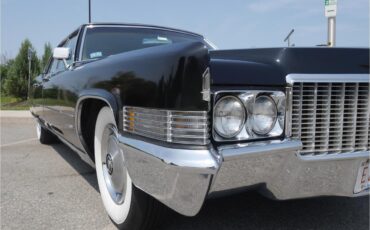 Cadillac-Fleetwood-1970-Black-Saddle-2