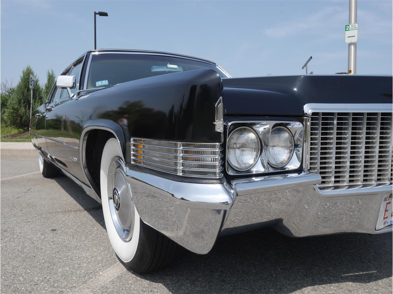 Cadillac-Fleetwood-1970-Black-Saddle-2