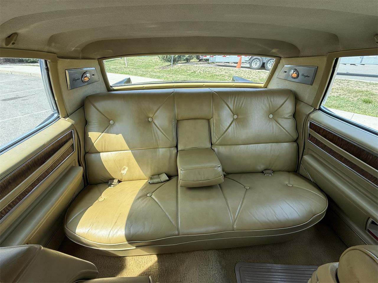 Cadillac-Fleetwood-1970-Black-Saddle-24