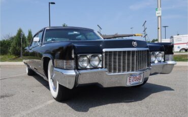 Cadillac-Fleetwood-1970-Black-Saddle-3