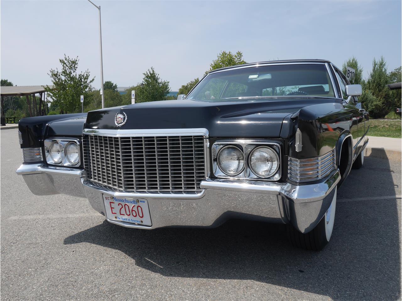 Cadillac-Fleetwood-1970-Black-Saddle