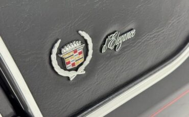 Cadillac-Fleetwood-1985-Dark-Gray-Firemist-M-Dark-Red-22
