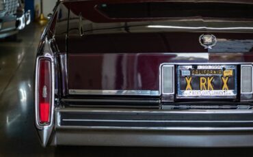 Cadillac-Fleetwood-1985-Sedan-18