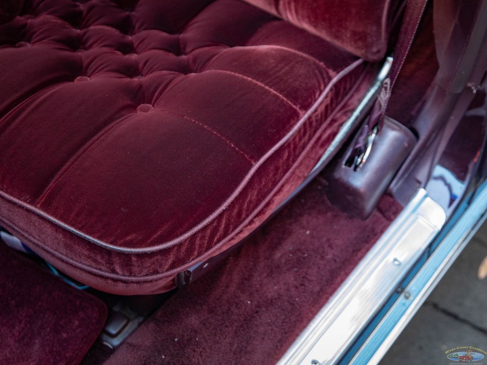 Cadillac-Fleetwood-1985-Sedan-29