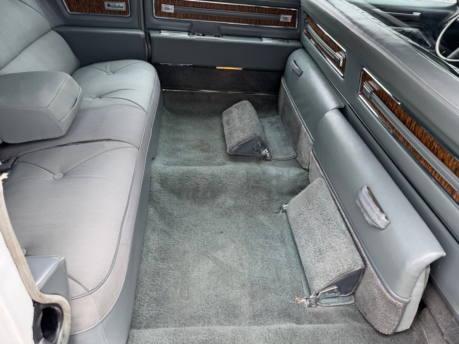 Cadillac-Fleetwood-Limousine-1970-Limousine-11