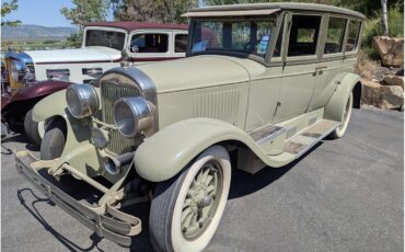 Cadillac-Limousine-1926-Light-Green-Light-Green-amp-Taupe-1